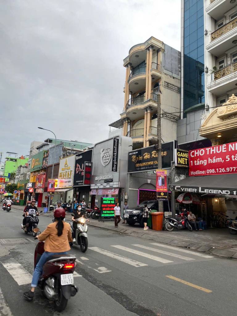 Bán nhà mặt tiền Hoàng Hoa Thám,Tân Bình, 5x35m, đang cho thuê hơn 500 triệu/năm,vị trí vàng hiếm có